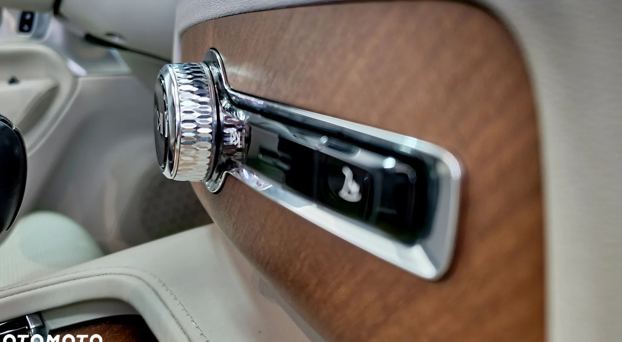 Volvo XC 90 cena 197900 przebieg: 125000, rok produkcji 2019 z Zalewo małe 781